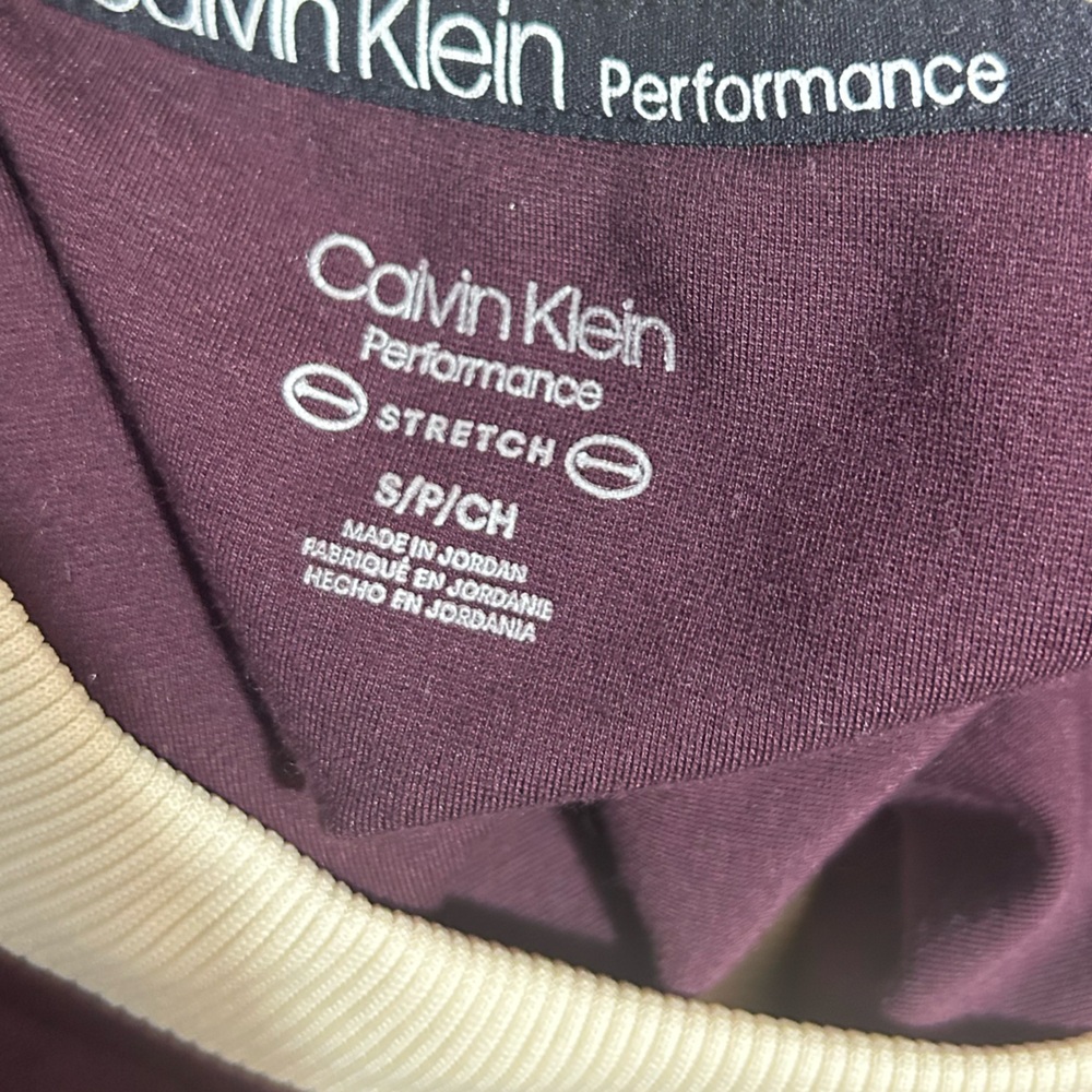NWOT Calvin Klein Performance crop top size small - Picture 6 of 7